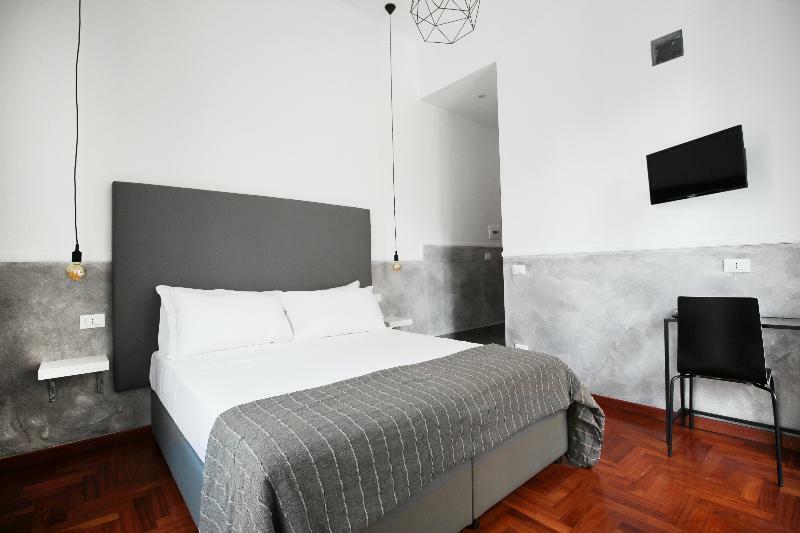 Toledostop Napoli Ngoại thất bức ảnh A room at the hotel